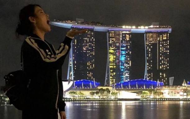 싱가포르 관광청에 박제된 한국여자