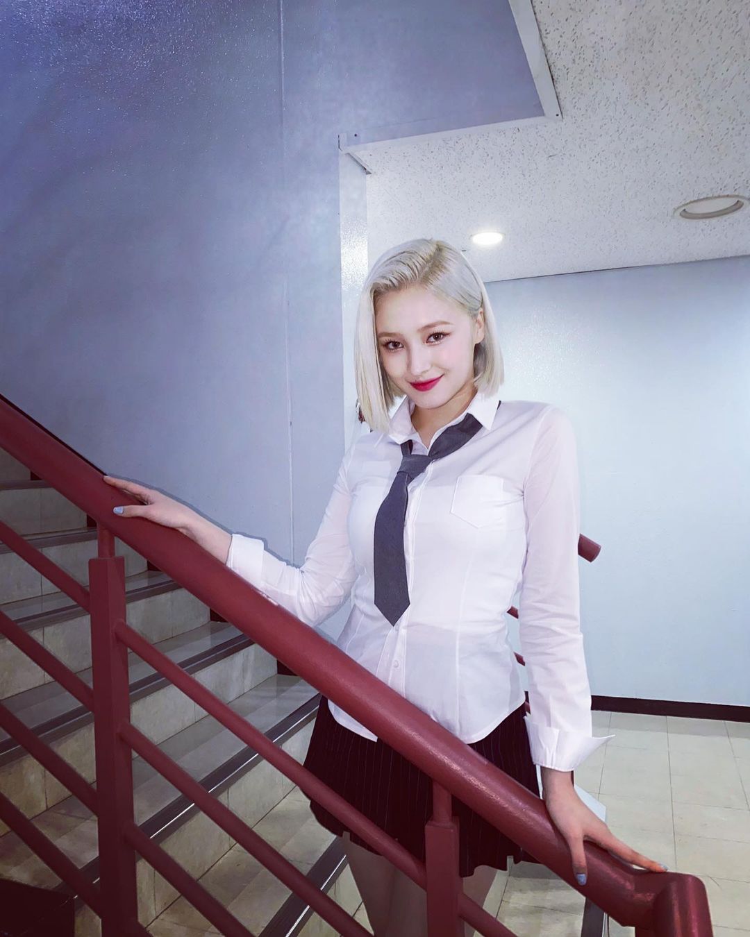 Nancy Insta_Blonde School Uniform