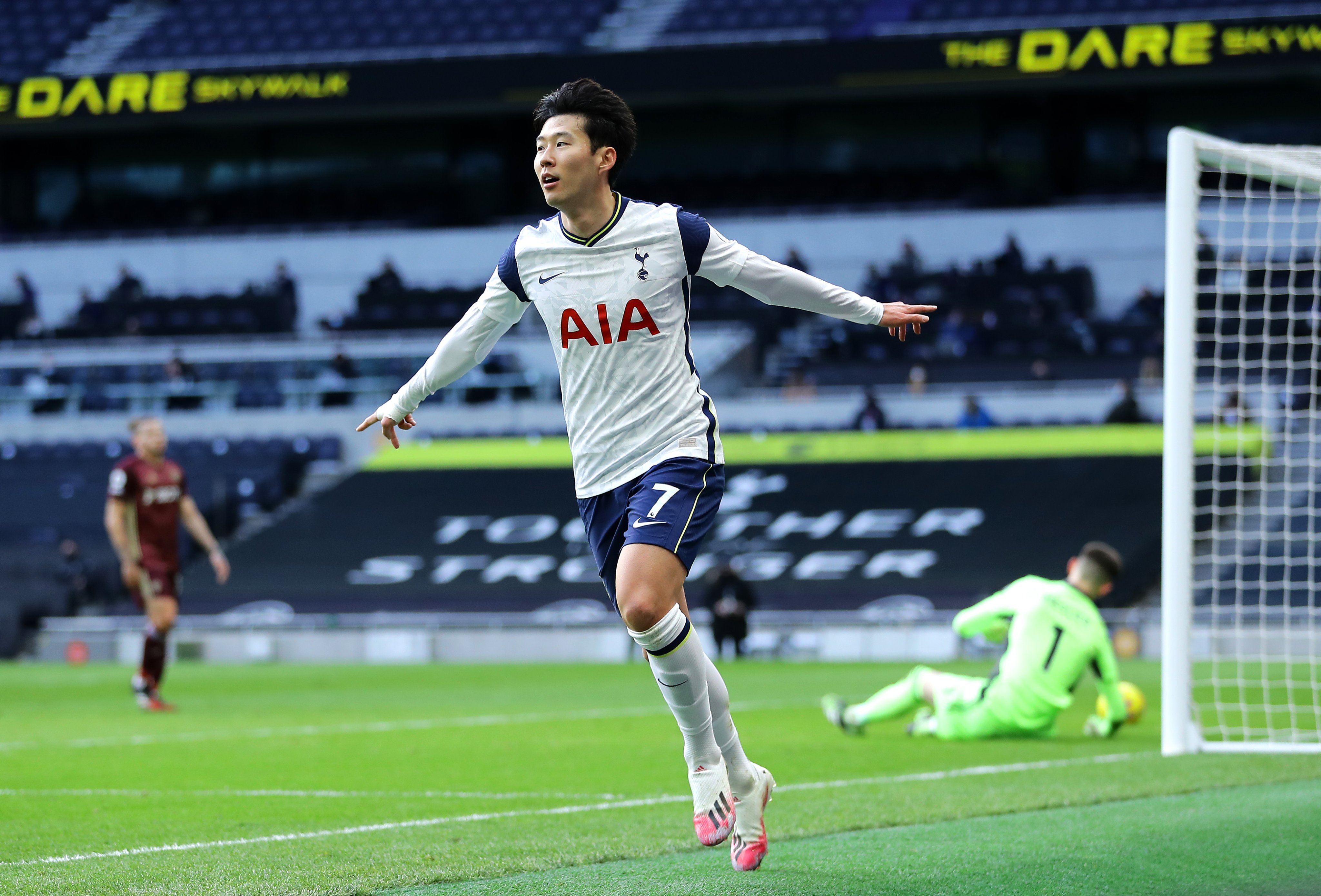 Son Heung-min's 100th goal ceremony