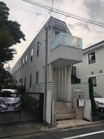 Japan's 500 million-dollar mansion