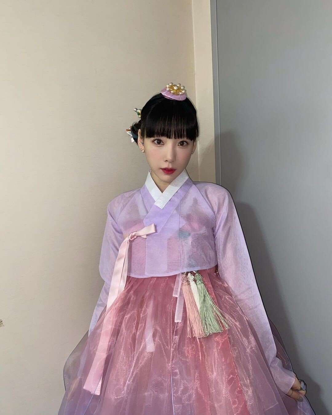 Taeyeon's Hanbok is all over the place.