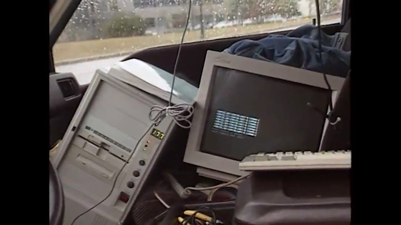 Korea's self-driving car was 30 years earlier. JPG