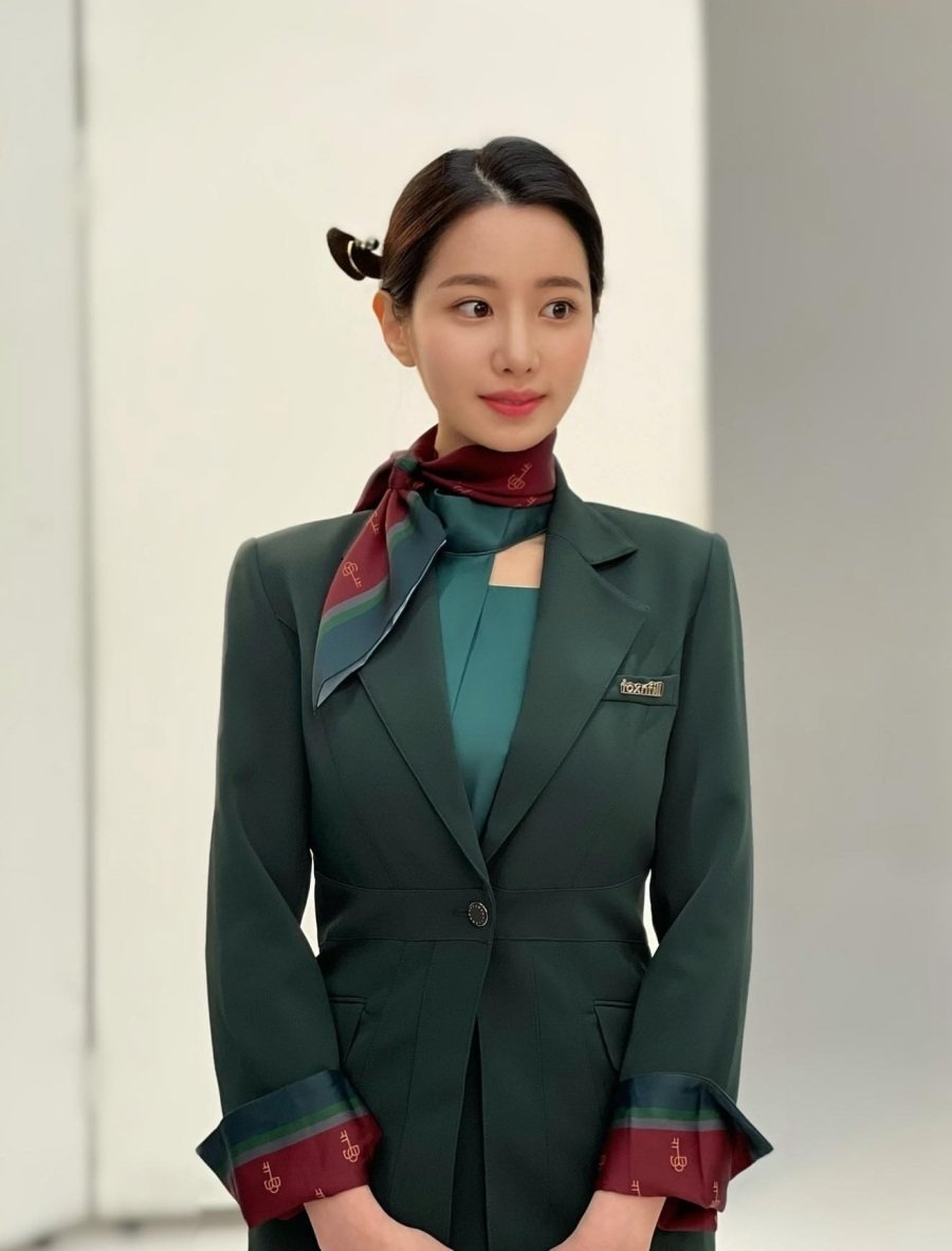 Stewardess Cho Hyun