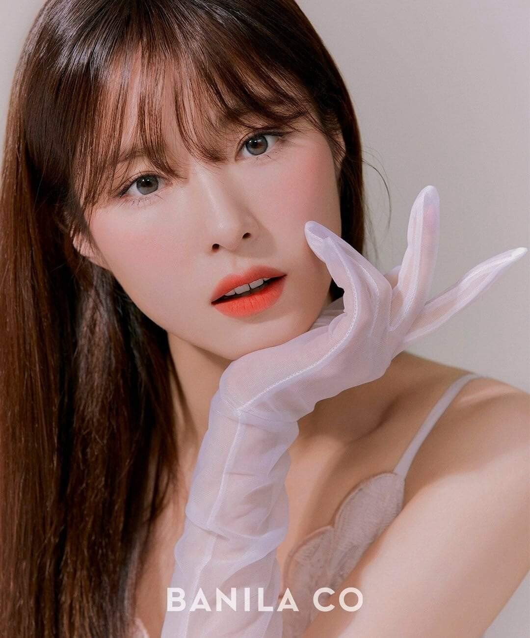 Shin Se-kyung with bangs