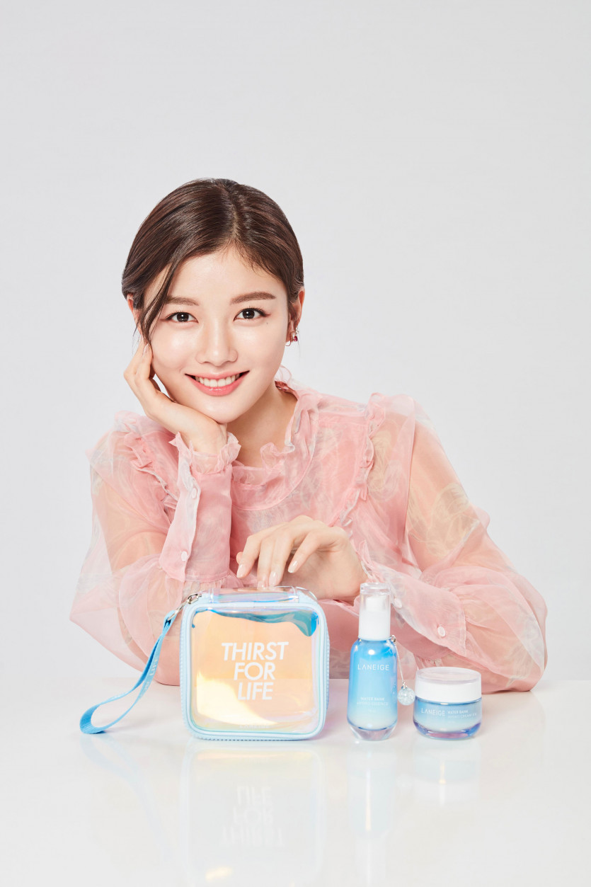 Kim Yoo-jung pictorial