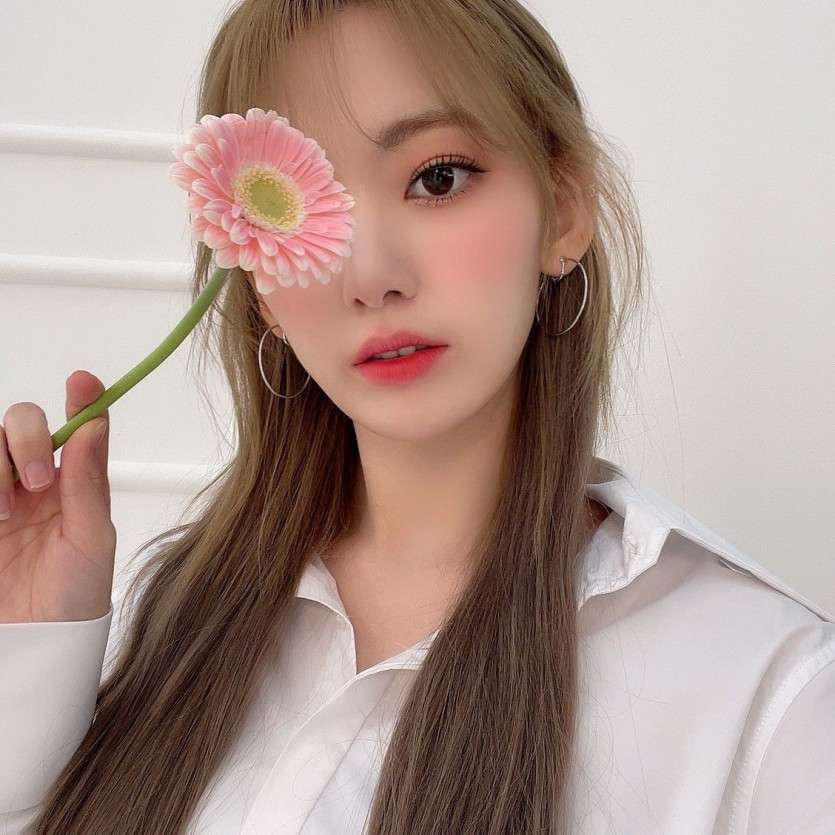 IZ*ONE Sakura's beauty