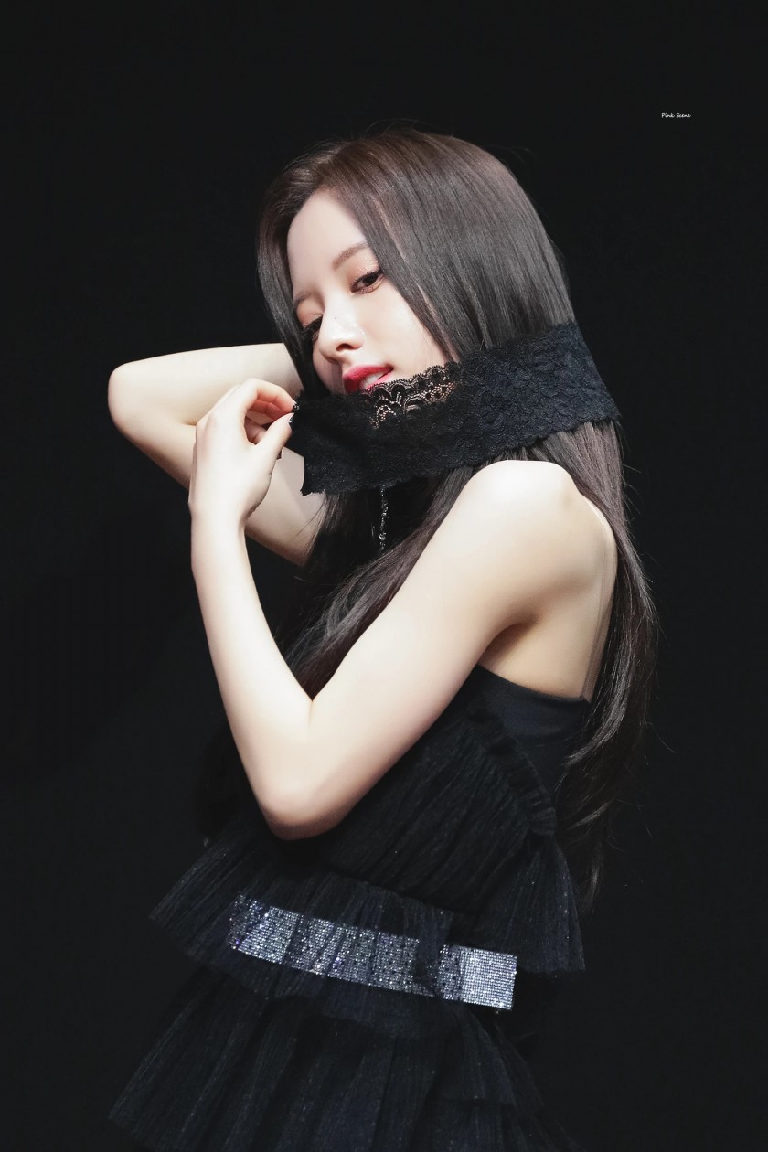 blindfolded Bona