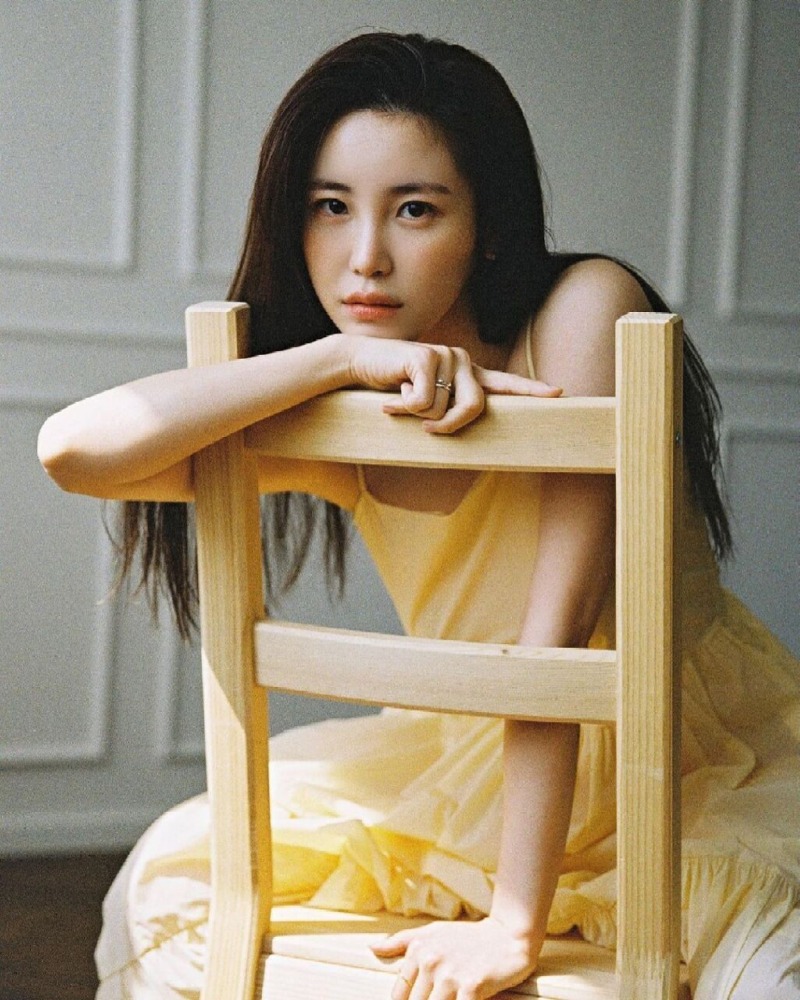 Jeon Hyo-sung in a pictorial