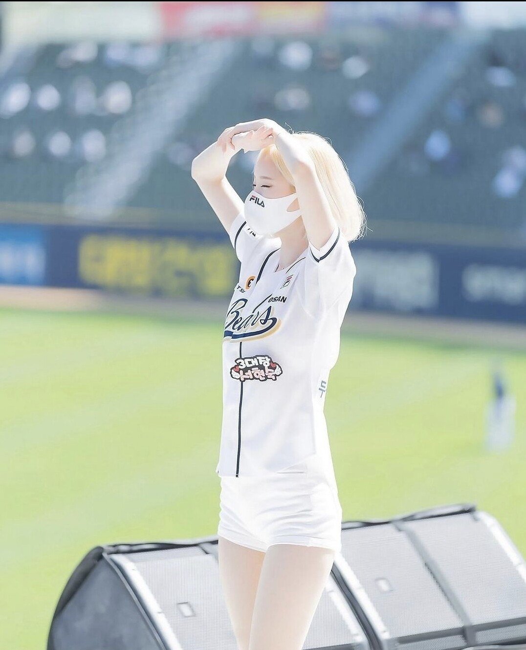 Blonde Seo Hyun-sook Cheerleader How have you been up to lately