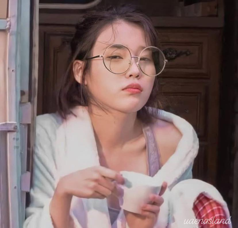 Sexy IU in the Morning