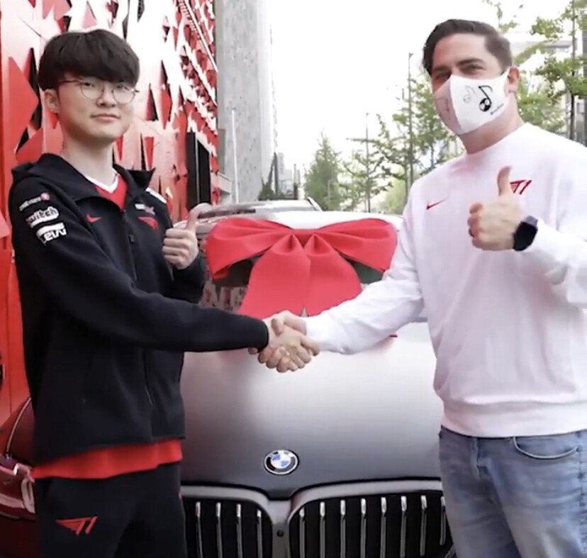 Faker who received bmw tea as a birthday gift