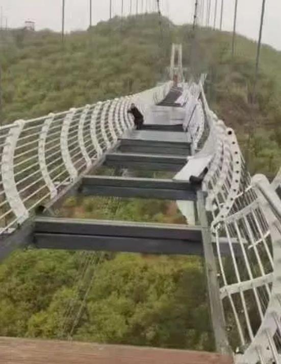 China's Glass Bridge Update