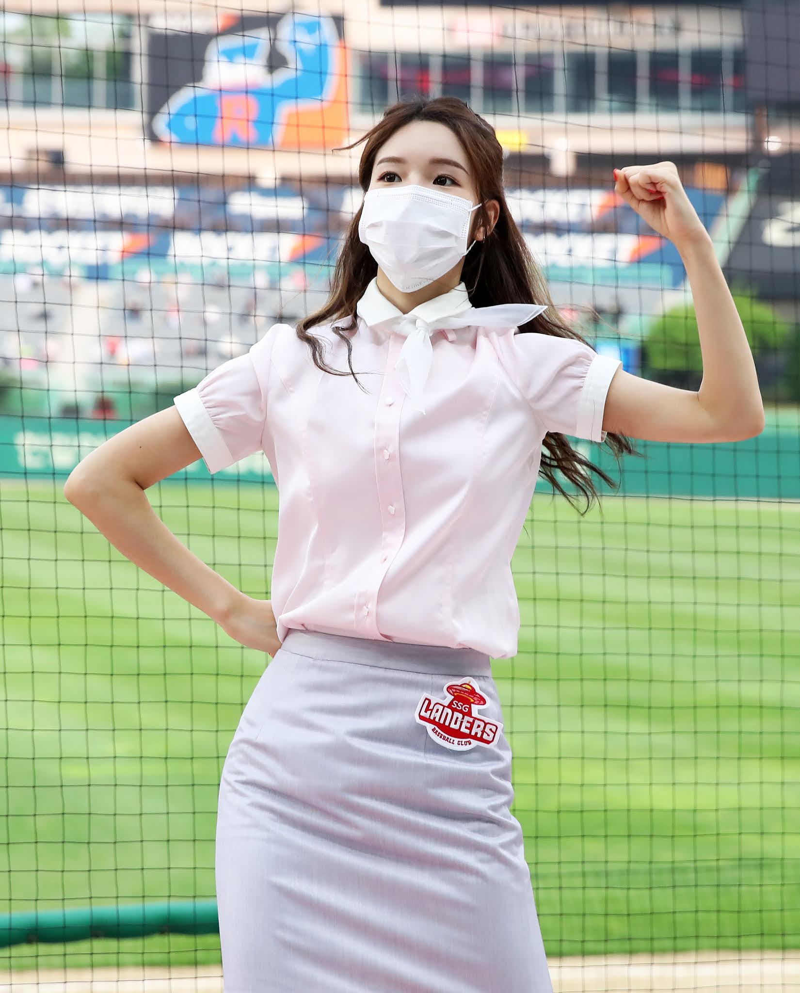 SSG cheerleaders' stewardess outfit.jpg.