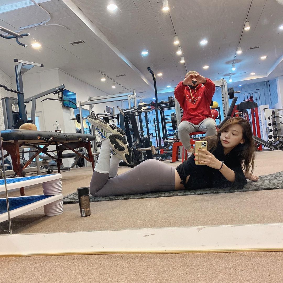 Yoo In-young resigns while exercising.