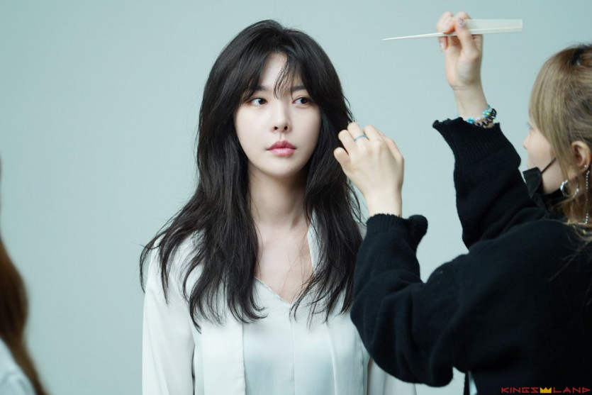 Song Joo-hee's profile photo shoot site cut