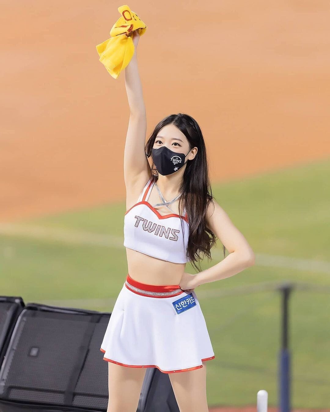 Excellent cheerleader