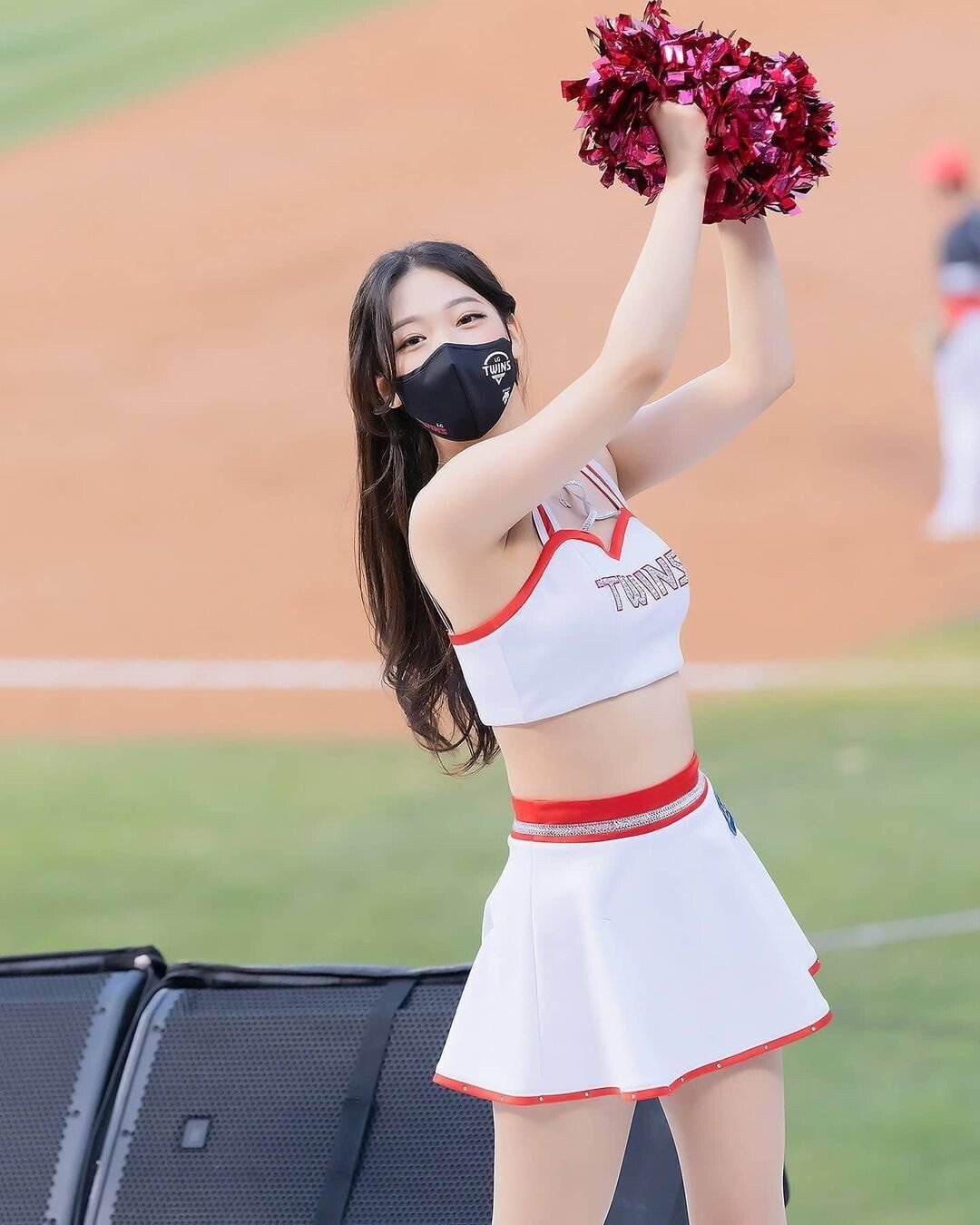 Excellent cheerleader