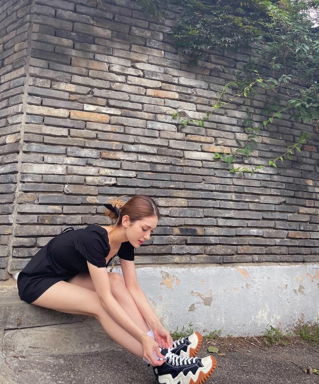 cool black dress somi