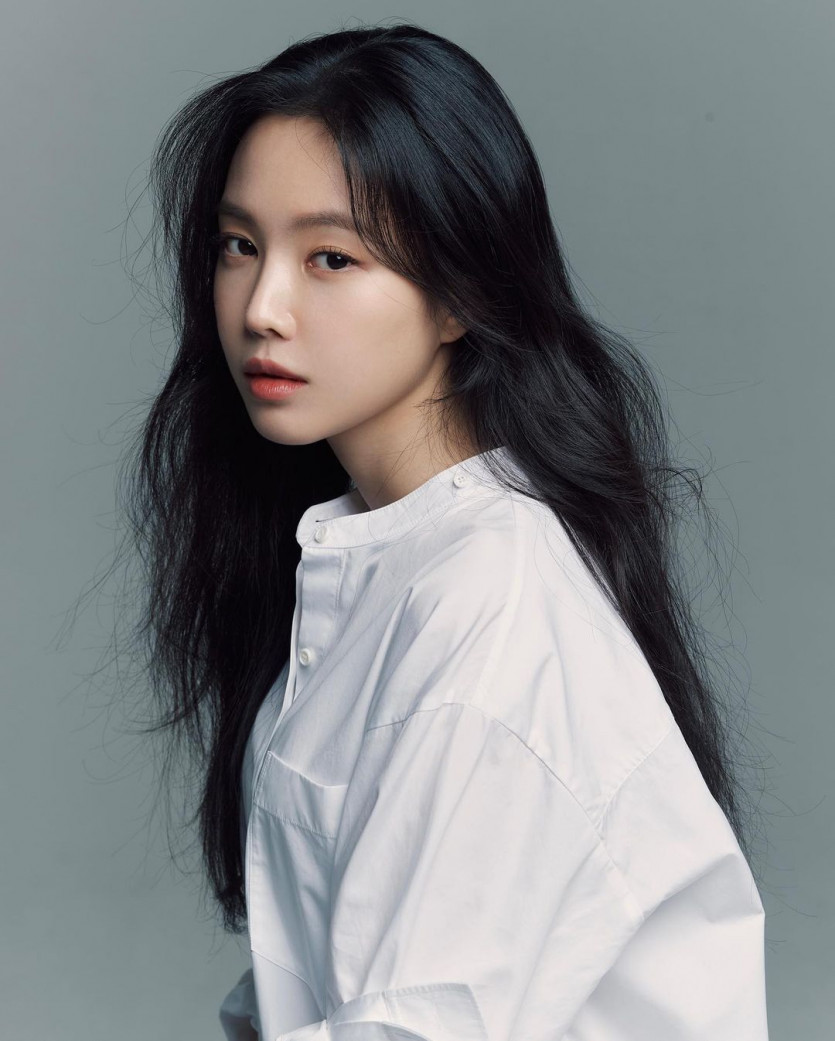 Son Na Eun's concept photo