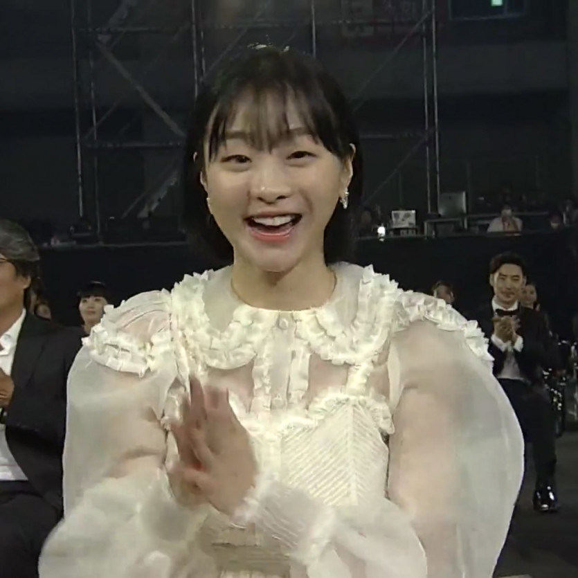 Kim Dami at the awards ceremony