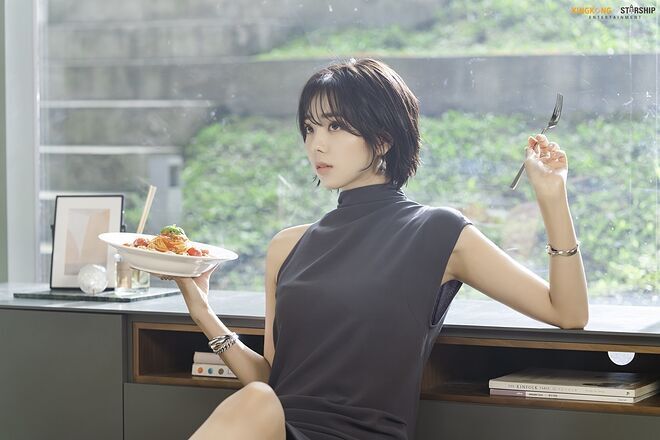 Chae Soo-bin Short Hair Transformation