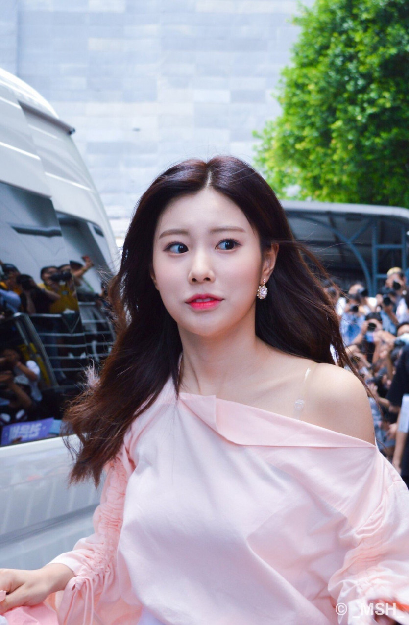 Kang Hyewon IZ*ONE