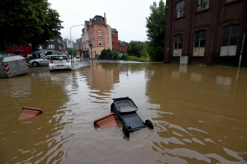 Foreign media photos of flood damage in western Germany