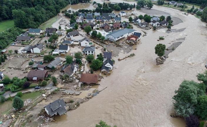 Foreign media photos of flood damage in western Germany