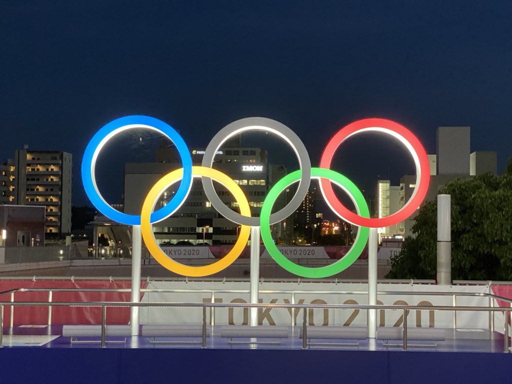도쿄 올림픽 개막식 오륜기 .jpg