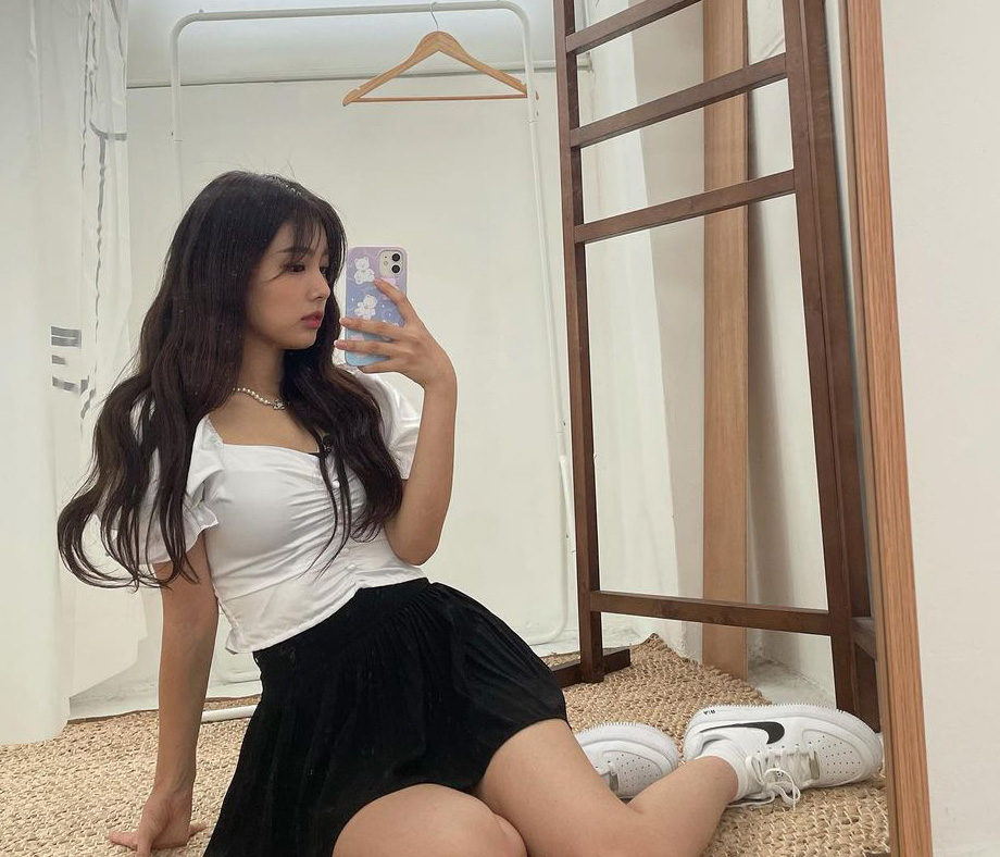 Kang Hyewon Instagram