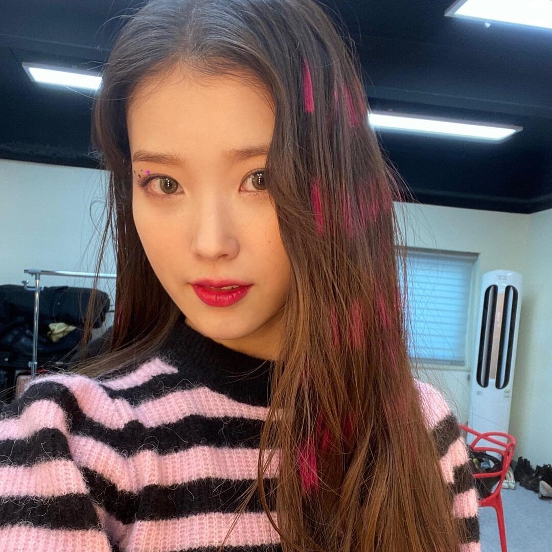 IU Instagram