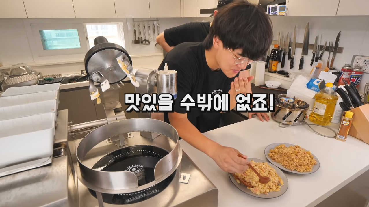 Human vs. Machine Fried Rice Competition