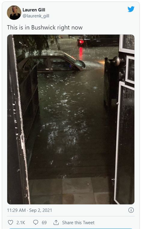 New York City is currently flooded with torrential rain.gif