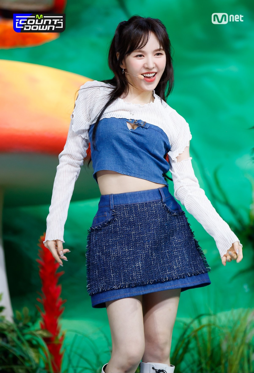 Red Velvet Wendy.