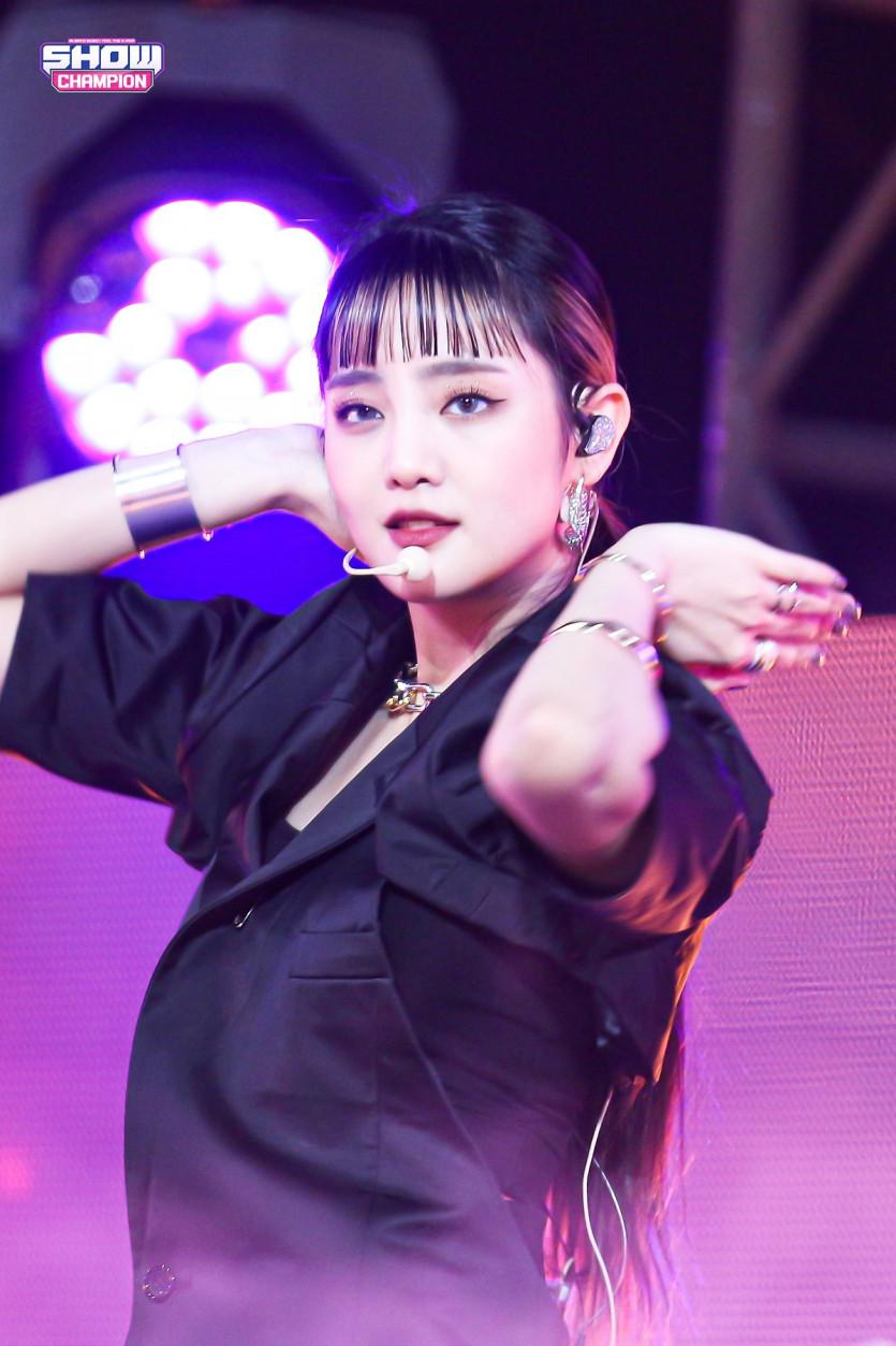 Minnie from (G)I-DLE.