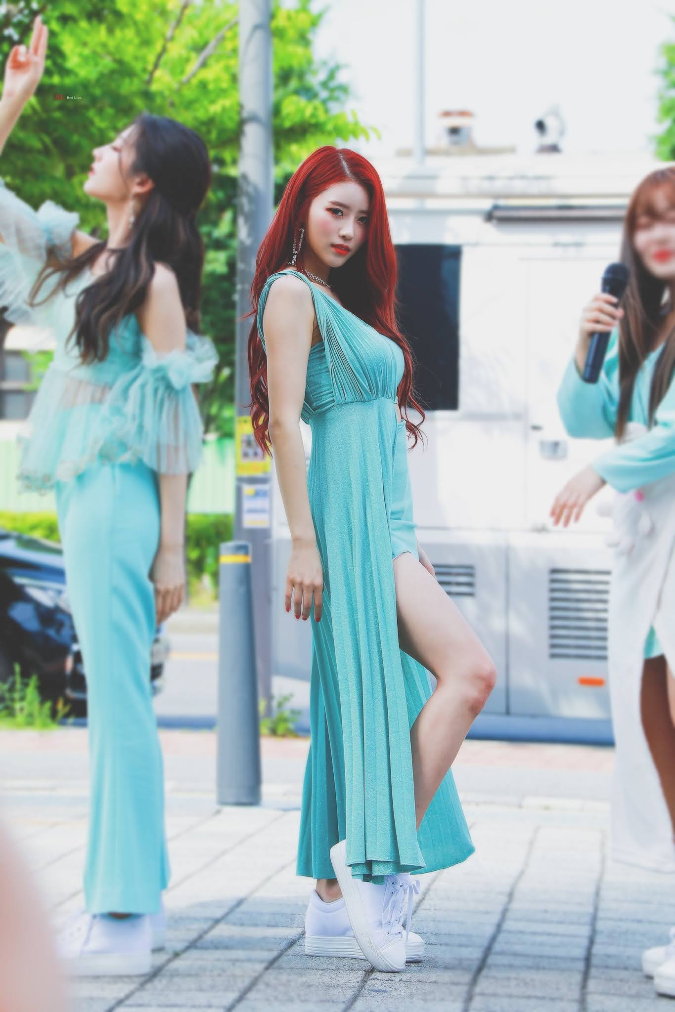 Goddess outfit, red-haired Mi-Joo.