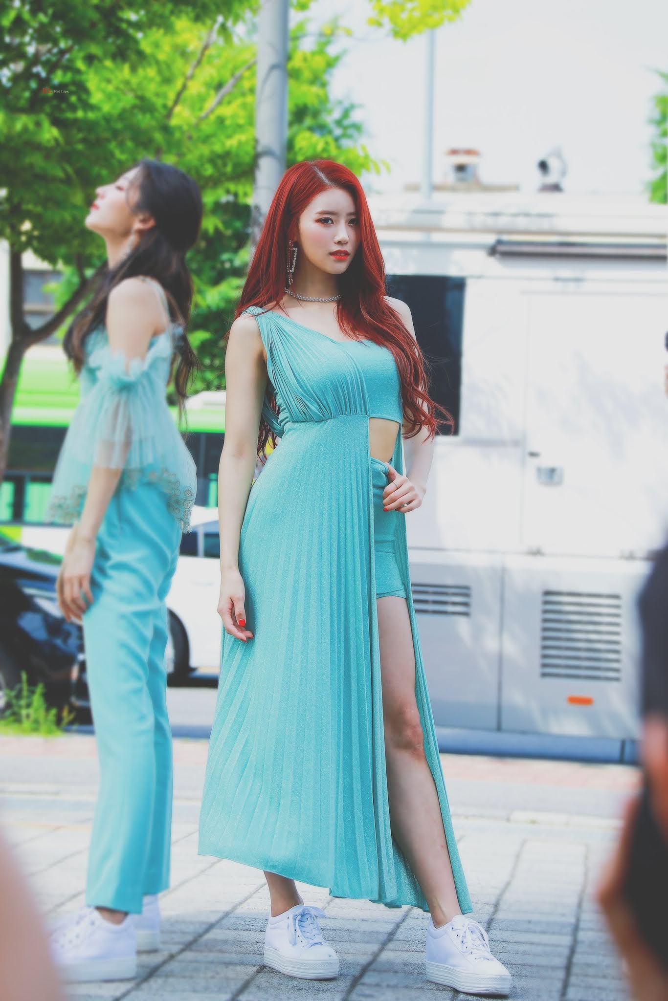 Goddess outfit, red-haired Mi-Joo.