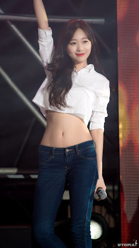 Su-Jeong's waistline that even Lovelyz's Jin was amazed by.