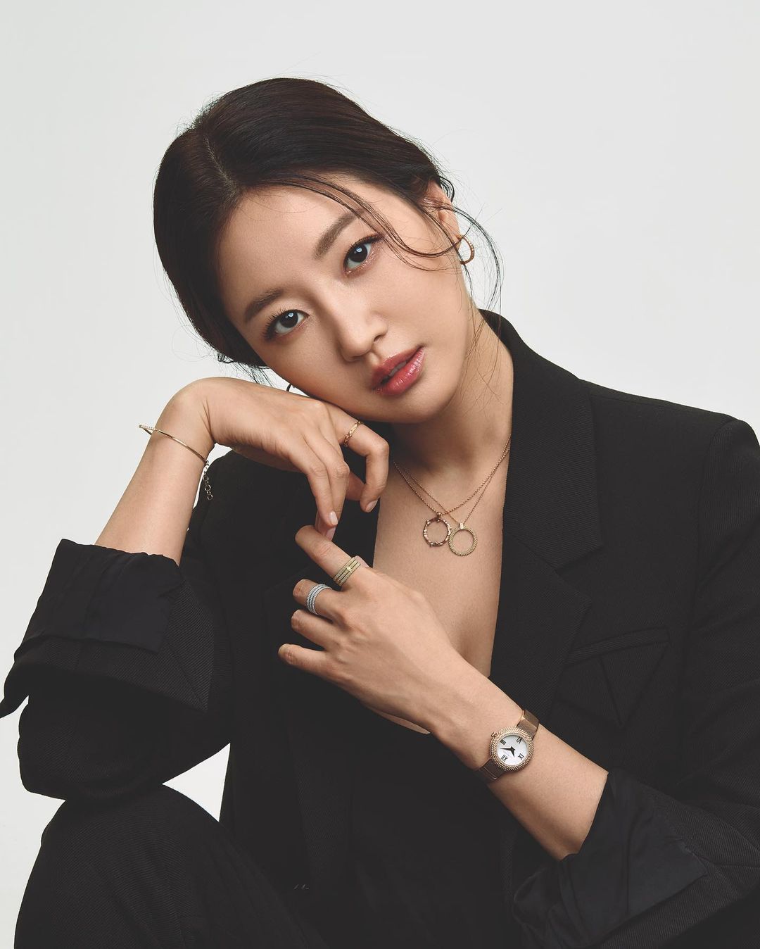 A 43-year-old Kim Sarang pictorial.