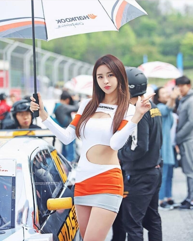 Racing model Anna.