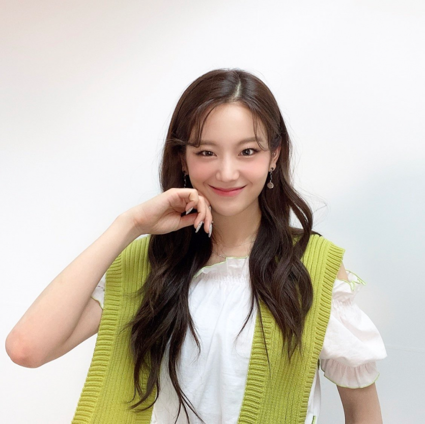 Fromis 9 Jang Gyuri.