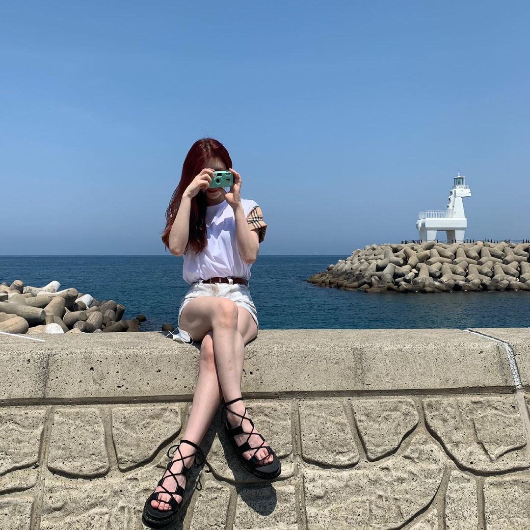 ITZY went to the beach in Jeju Island.