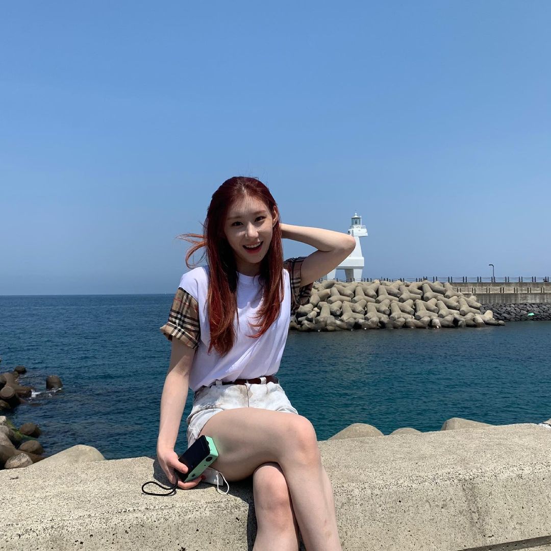 ITZY went to the beach in Jeju Island.