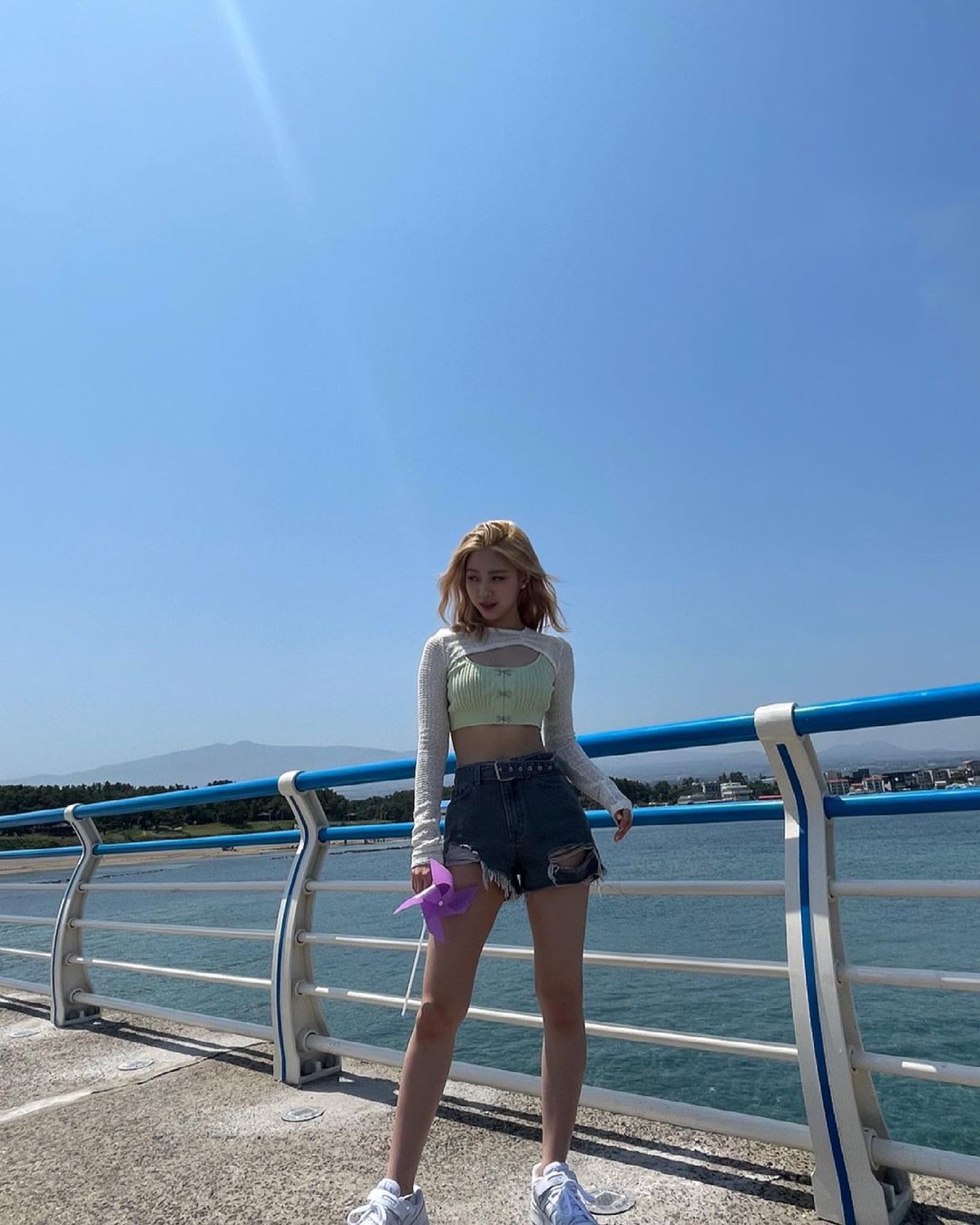 ITZY went to the beach in Jeju Island.