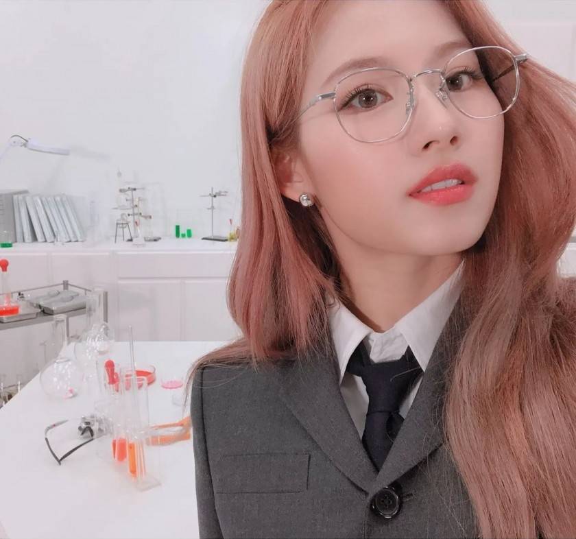 SANA's glasses. OL.