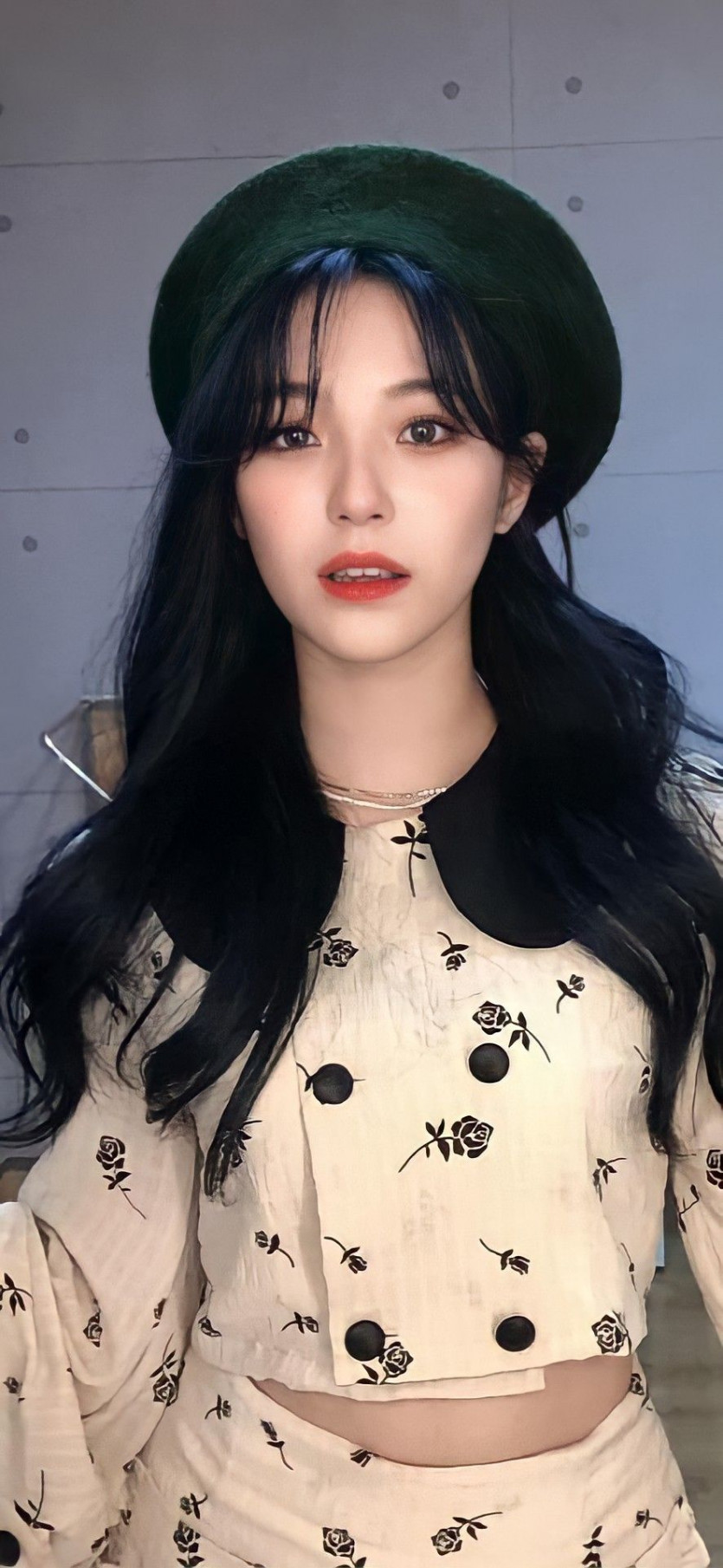 Fromis9 Baek Jiheon.