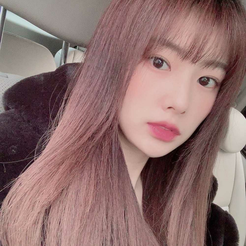 IZ*ONE Kang Hyewon.