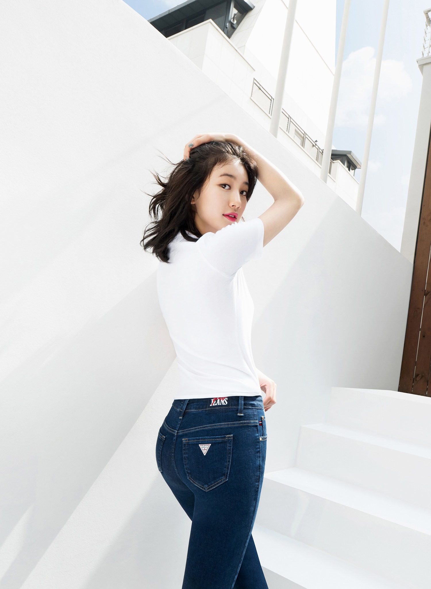 Suzy Guess Jeans pictorial.