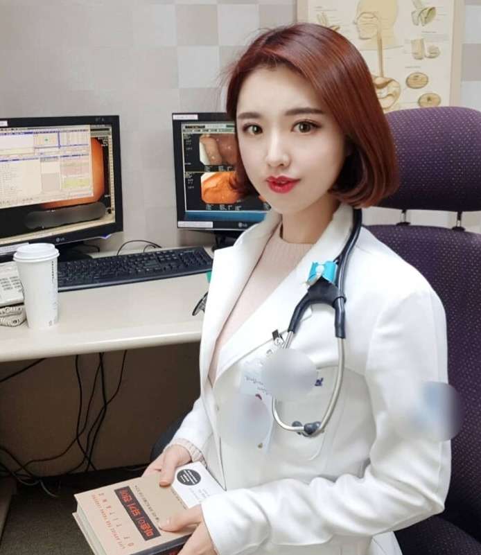 釜山の女医師の二重生活