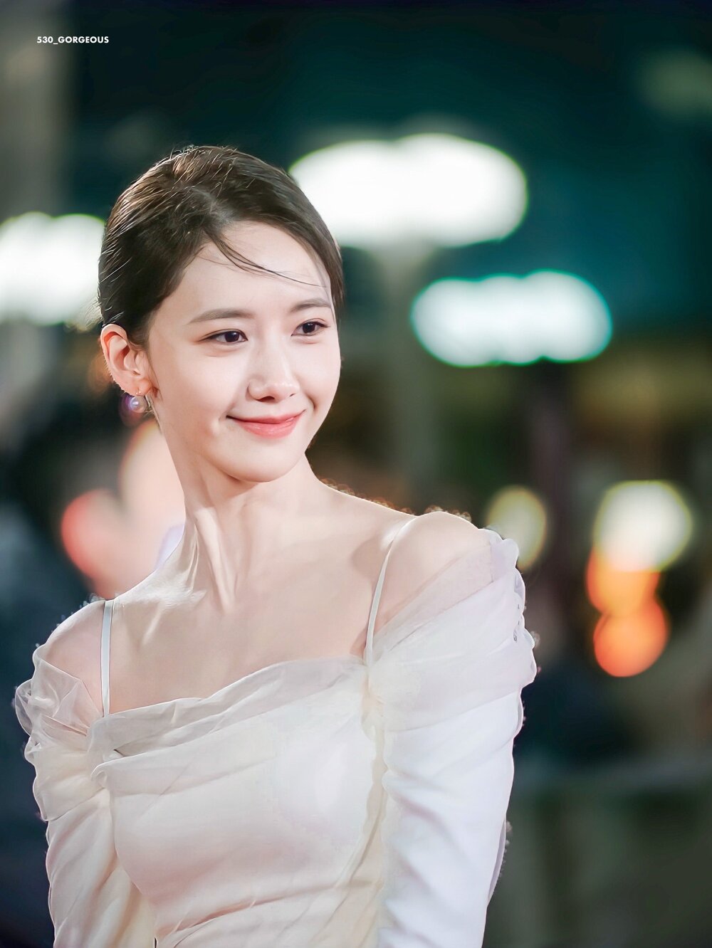 Yoona, how have you been doing at the 2021 Blue Dragon Awards?